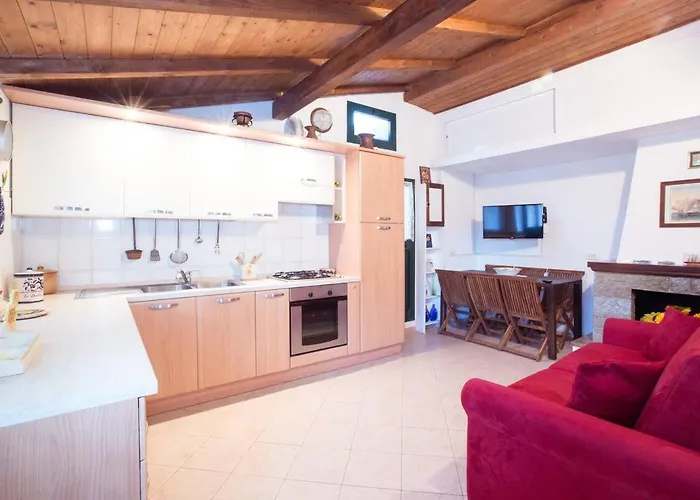 Sunflower Cosy Cottage - Il Girasole